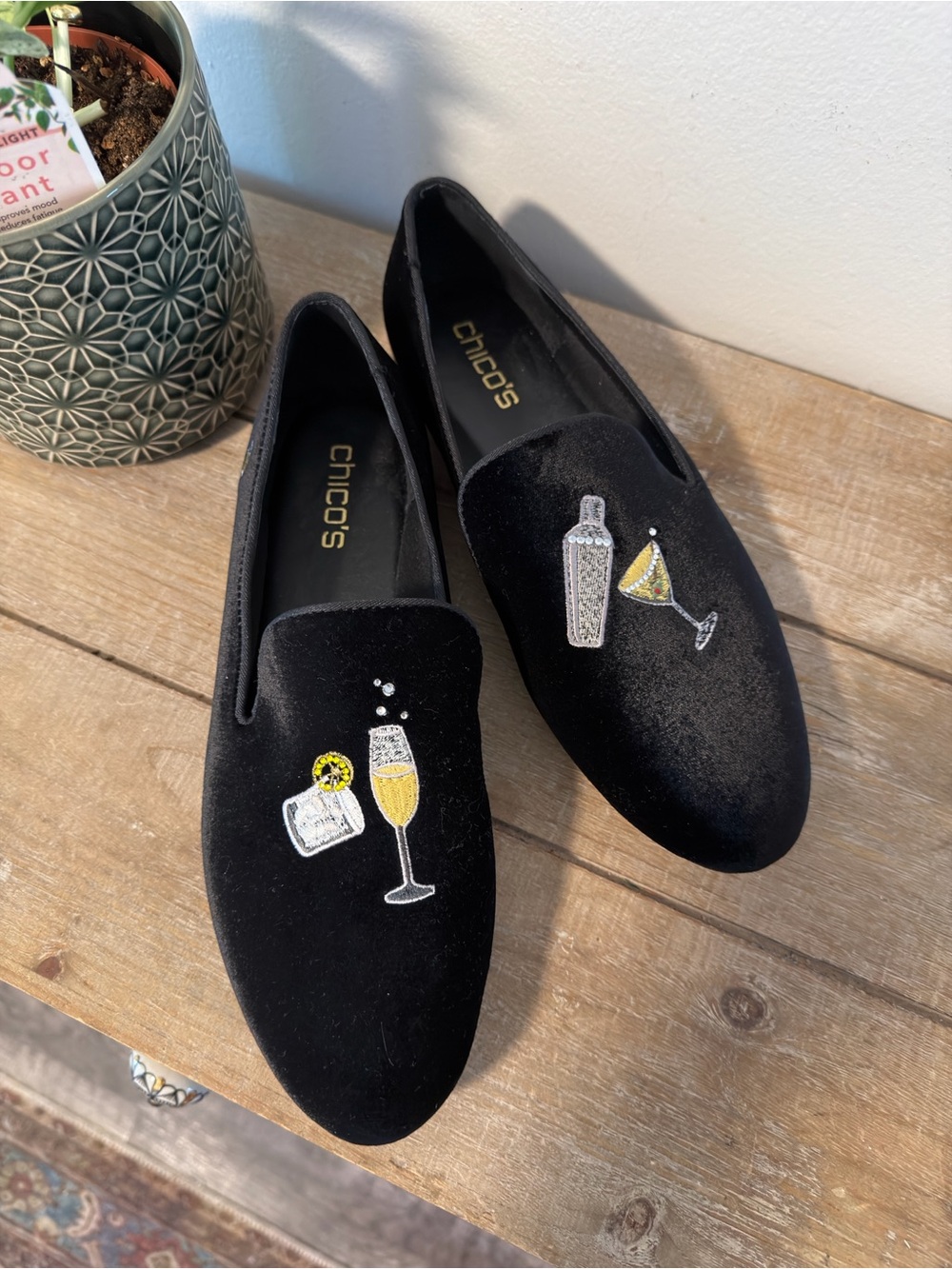 Chico's Velvet Cocktail Loafers 9.5 Black Novelty